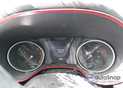 2018 Jeep Compass Trailhawk 4X4 из США, поврежденный, VIN 3C4NJDDB0JT241163